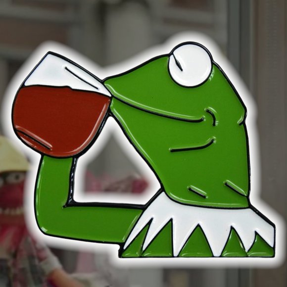 Jewelry - Kermit the Frog Sips Tea Pin 🐸 ☕️